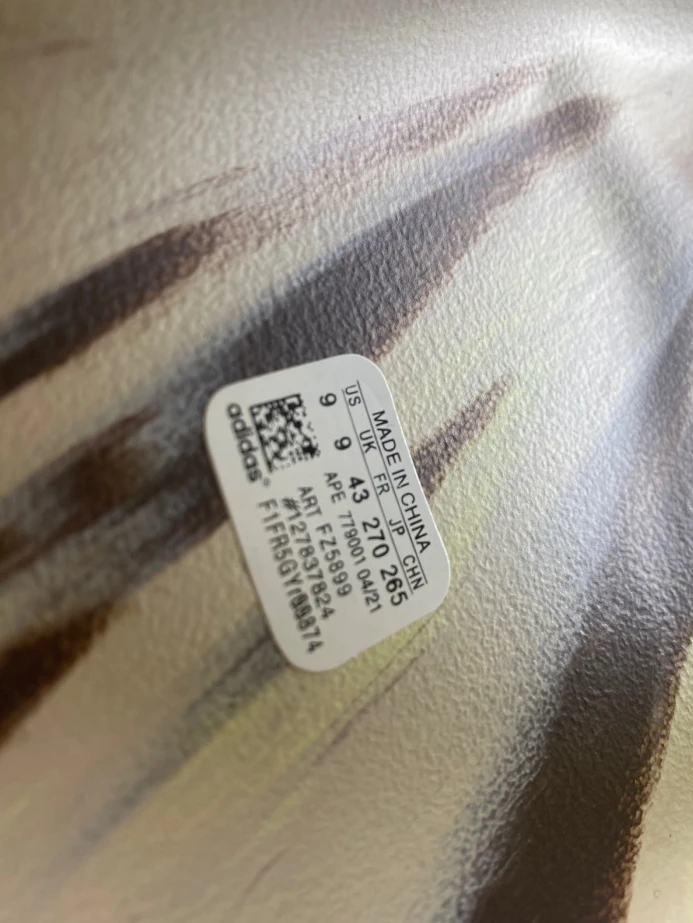 Adidas Yeezy Slide GZ SportInspired 385