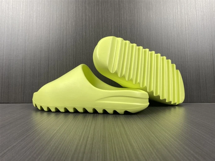 Adidas Yeezy Slide Green GX ModernLook 388