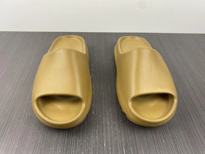 Adidas Yeezy Slide Ochre GW AllSeason 392
