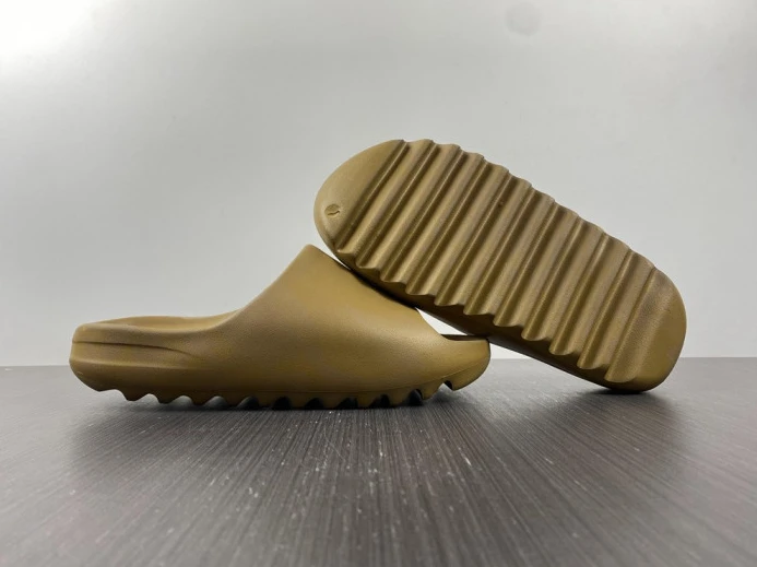 Adidas Yeezy Slide Ochre GW AllSeason 392