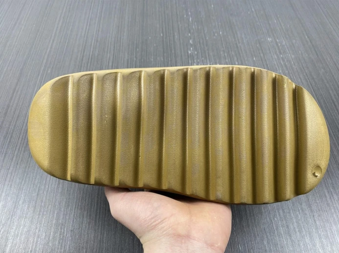 Adidas Yeezy Slide Ochre GW AllSeason 392