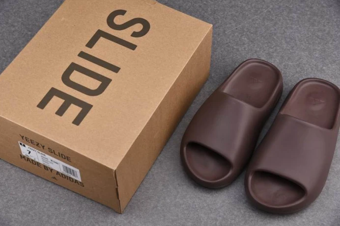 Adidas Yeezy Slide Soot G EasyMatch 483