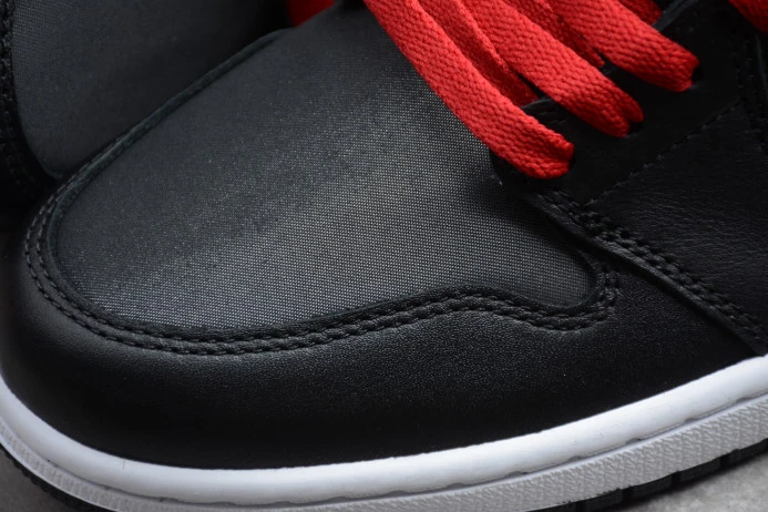 Affordable Air Jordan 1 Retro High OG Black Satin 555088- 878
