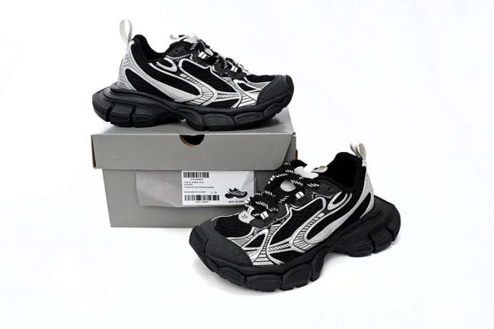 Affordable BLCG 3XL SNEAKER 734733 W2RB5 2757