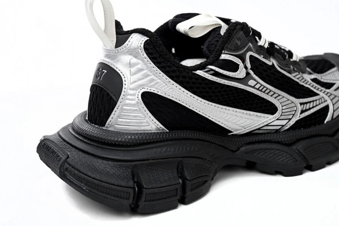Affordable BLCG 3XL SNEAKER 734733 W2RB5 2757