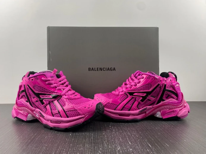 Affordable BLCG RUNNER SNEAKER 677402 W3RB2 2692