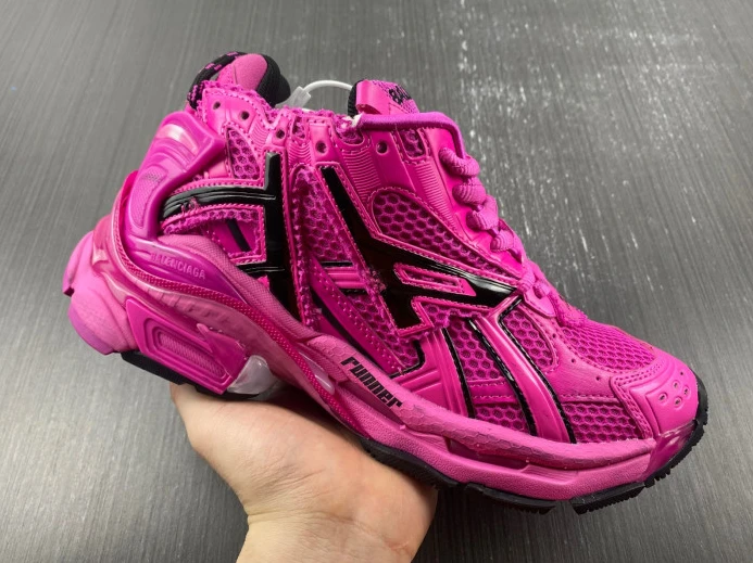 Affordable BLCG RUNNER SNEAKER 677402 W3RB2 2692