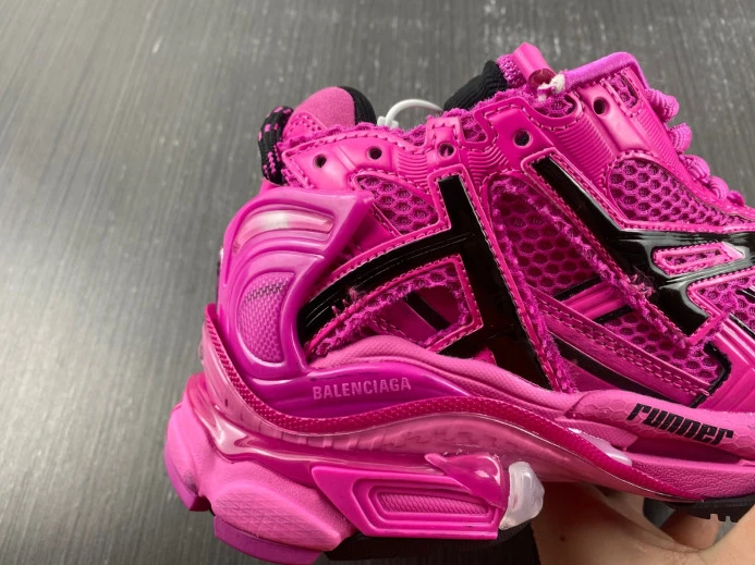 Affordable BLCG RUNNER SNEAKER 677402 W3RB2 2692