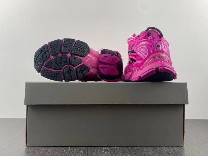 Affordable BLCG RUNNER SNEAKER 677402 W3RB2 2692