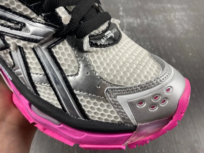 Affordable BLCG RUNNER SNEAKER 677402 W3RBW 2680