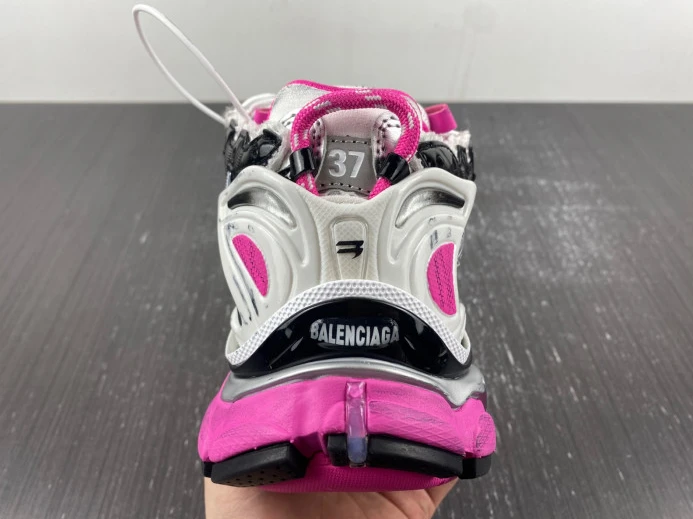 Affordable BLCG RUNNER SNEAKER 677402 W3RBW 2680