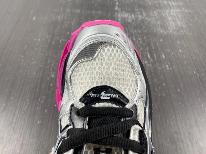 Affordable BLCG RUNNER SNEAKER 677402 W3RBW 2680