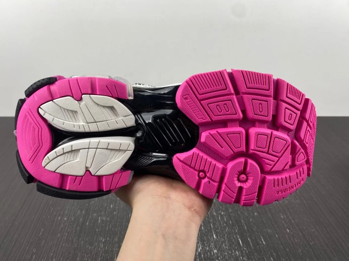 Affordable BLCG RUNNER SNEAKER 677402 W3RBW 2680