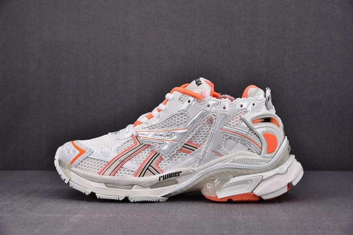 Affordable BLCG RUNNER SNEAKER 677403 W1RB2 2702