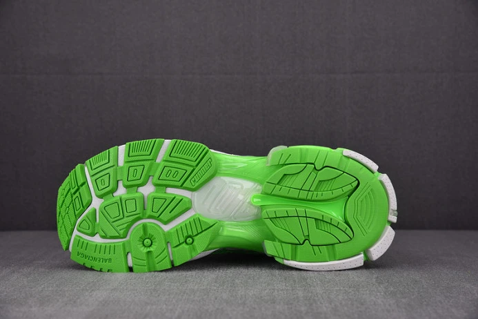 Affordable BLCG RUNNER SNEAKER 677403 W3RBM 2691
