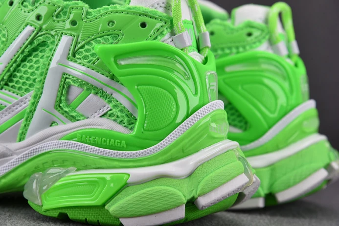 Affordable BLCG RUNNER SNEAKER 677403 W3RBM 2691