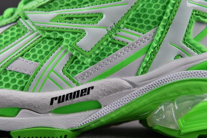 Affordable BLCG RUNNER SNEAKER 677403 W3RBM 2691