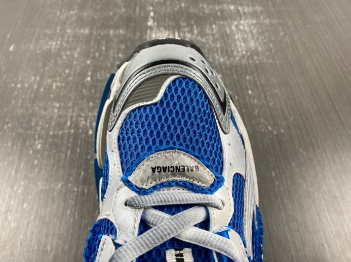 Affordable BLCG RUNNER SNEAKER 772774 W3RBW 2672