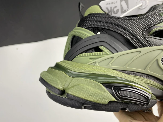 Affordable BLCG Track Sneaker 568614 W3AE1 2584