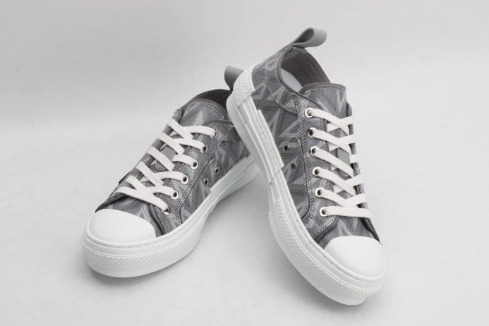 Affordable DR B23 Sneakers 2792