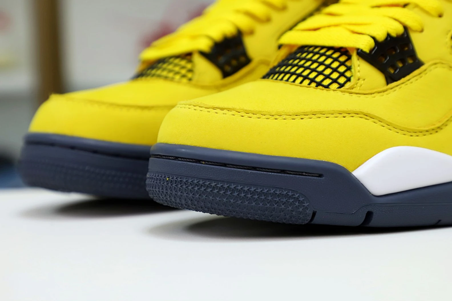 Affordable Kimikick AIR JORDAN AIR JORDAN 4 RETRO 'LIGHTNING' 1992
