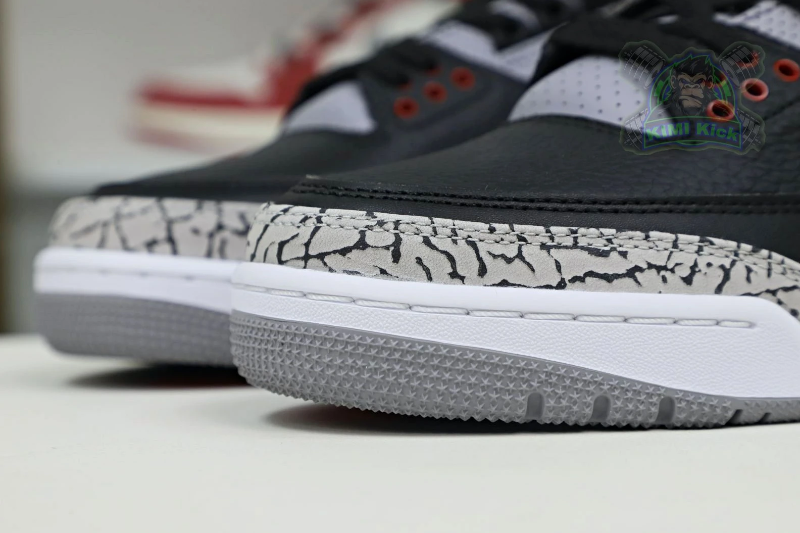 Affordable Kimikick Jordan Air Jordan 3 retro blackcement  2018（854262-001） 1899