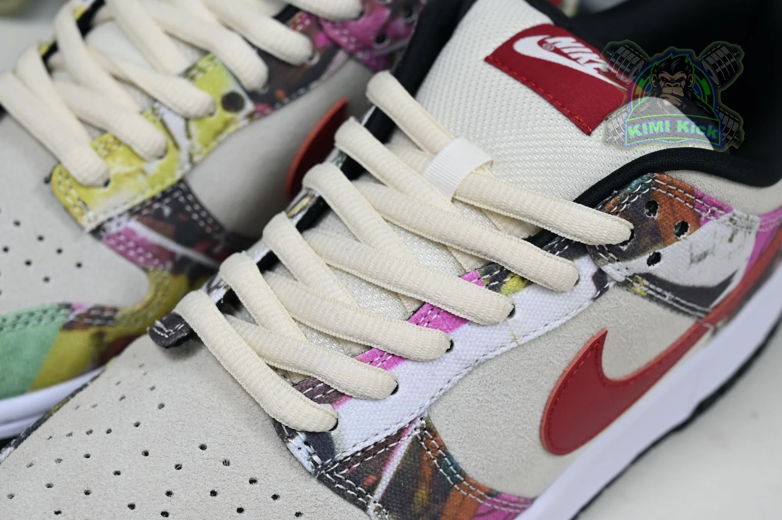 Affordable Kimikick Nike Dunk SB Low Paris 3437