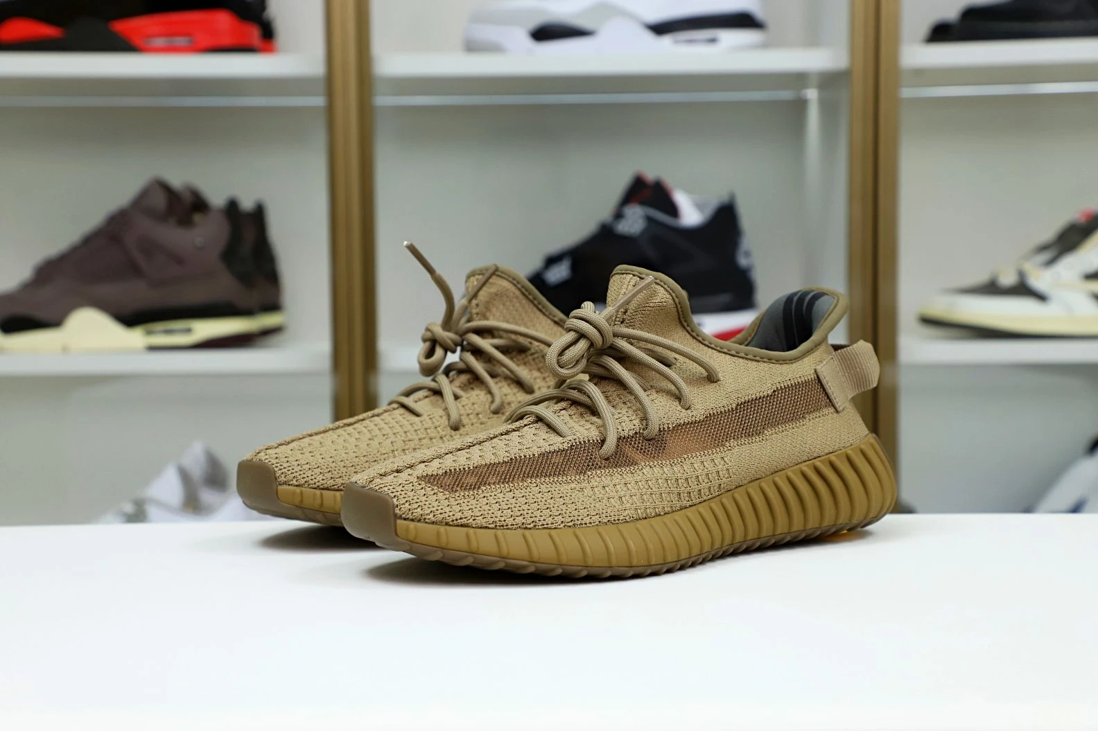 Affordable Kimikick YEEZY BOOST 350 V2 'EARTH' 32