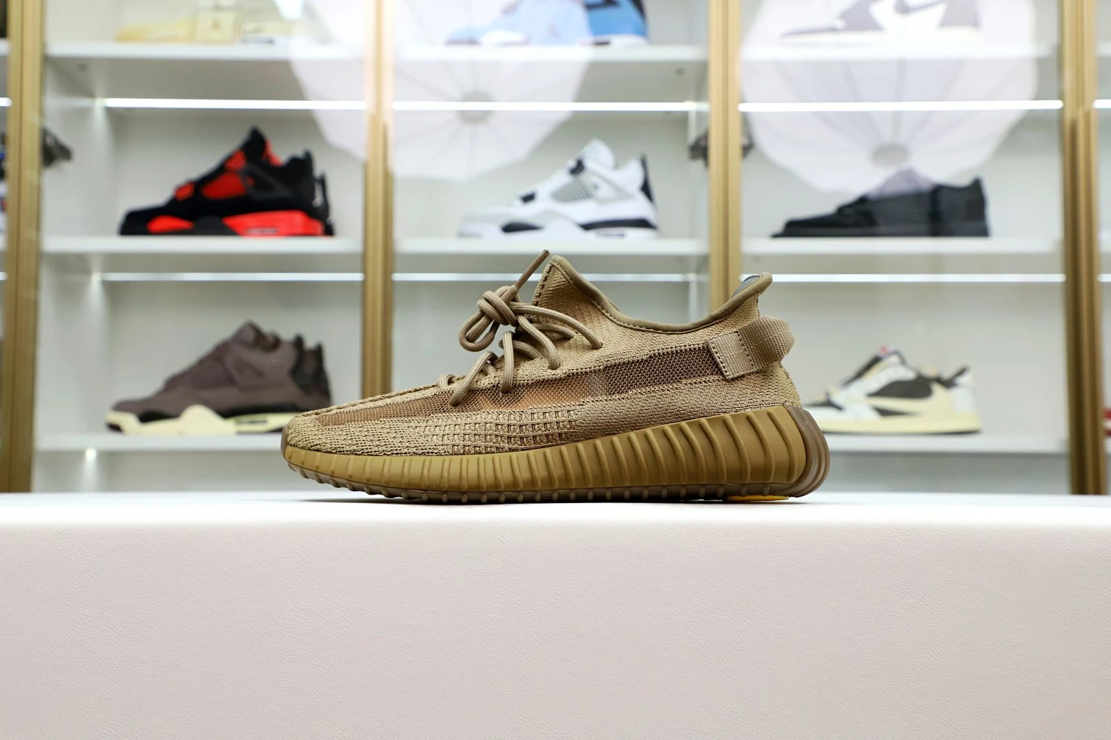 Affordable Kimikick YEEZY BOOST 350 V2 'EARTH' 32
