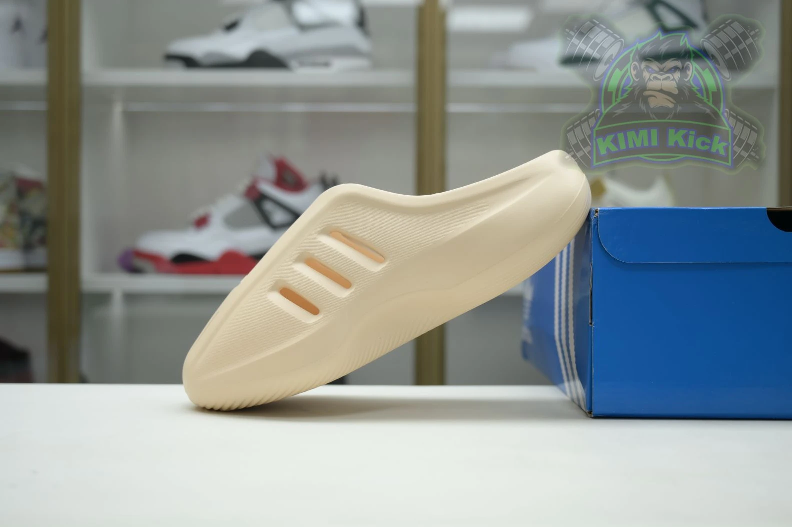 Affordable Kimikick adidas originals adiFOM Infnity 1