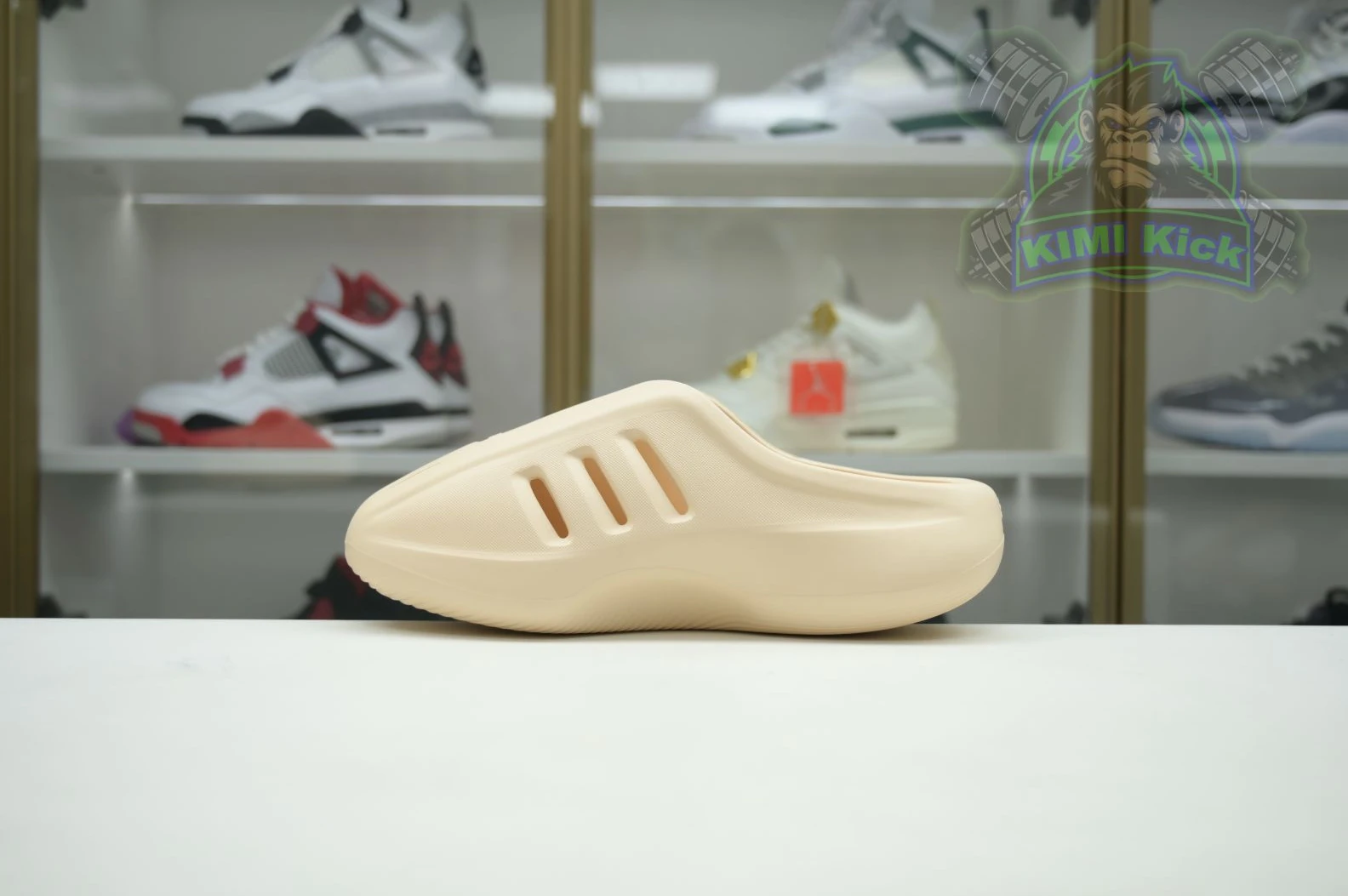 Affordable Kimikick adidas originals adiFOM Infnity 1