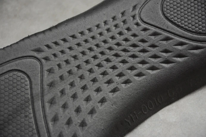 Affordable ad*s yeezy boost 700 mnvn triple black fv 191
