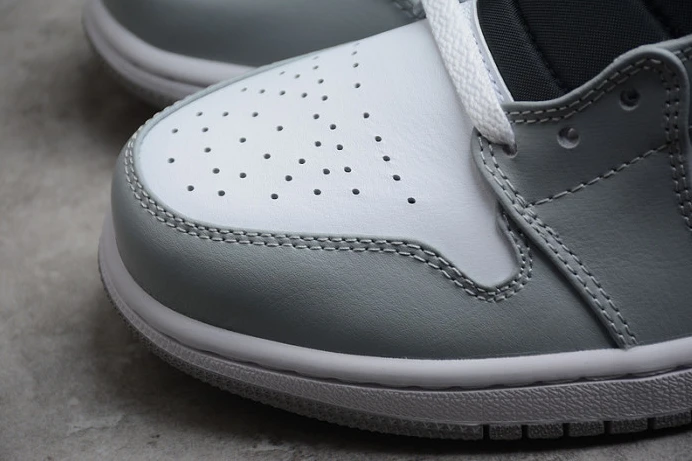 Affordable air jordan 1 mid light smoke grey 554724- 1667