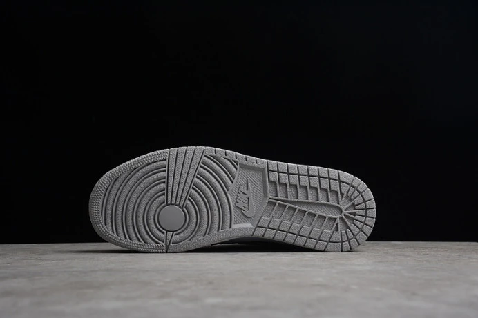 Affordable air jordan 1 mid light smoke grey 554724- 1667