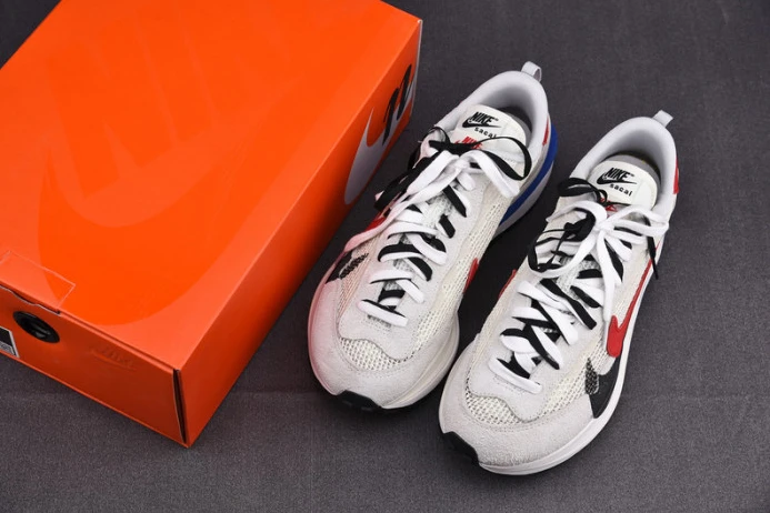 Affordable nike vaporwaffle sacai sport fuchsia game royal cv1363- 3315