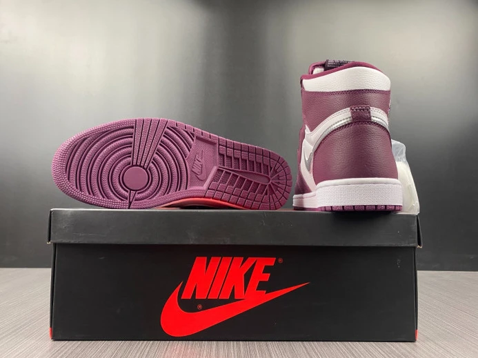 Air Jordan 1 High OG Bordeaux 555088- Affordable 808