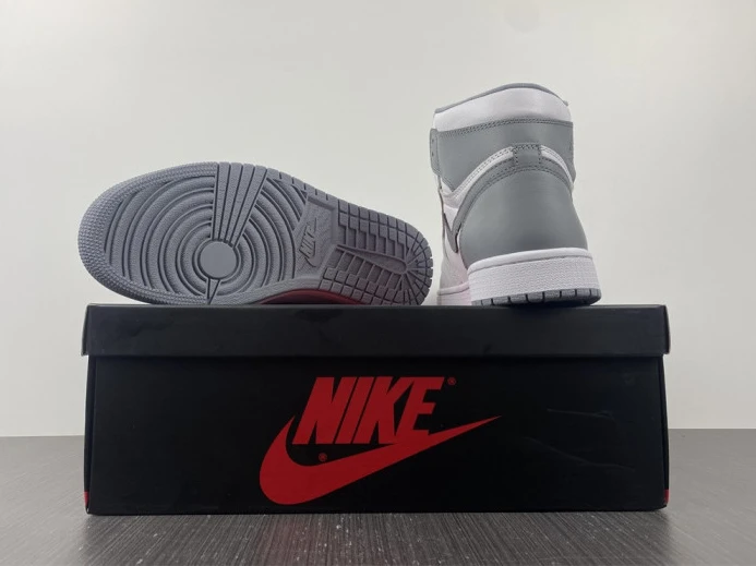 Air Jordan 1 High OG Stealth 555088- ModernLook 782
