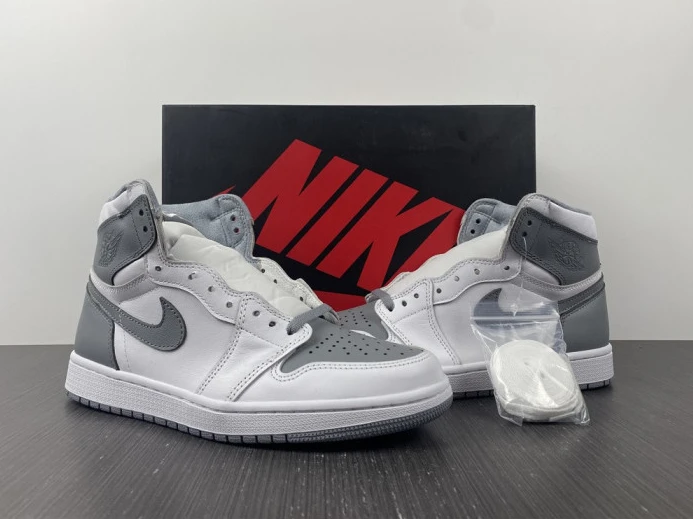 Air Jordan 1 High OG Stealth 555088- ModernLook 782
