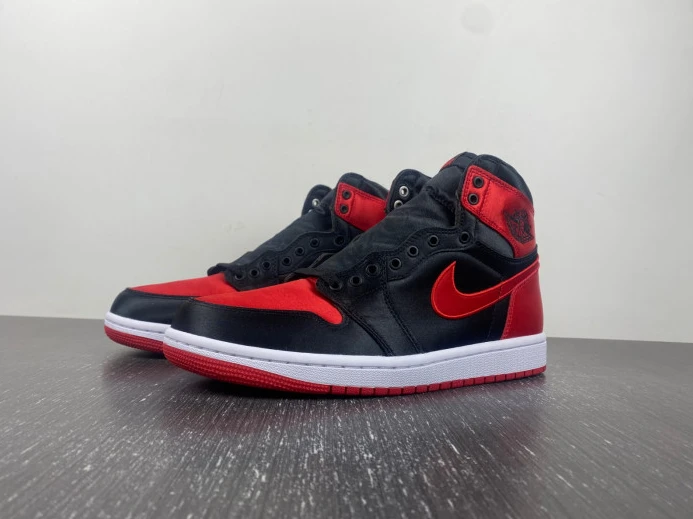 Air Jordan 1 High OG WMNS Satin Bred FD4810- UrbanStyle 752