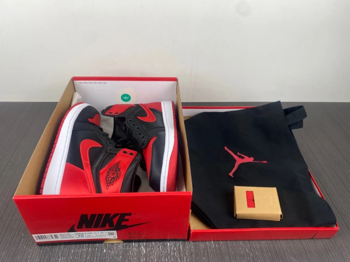 Air Jordan 1 High OG WMNS Satin Bred FD4810- UrbanStyle 752