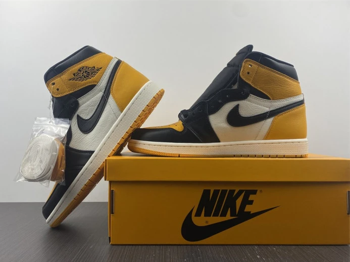 Air Jordan 1 High OG Yellow Toe 555088- NewStyle 784