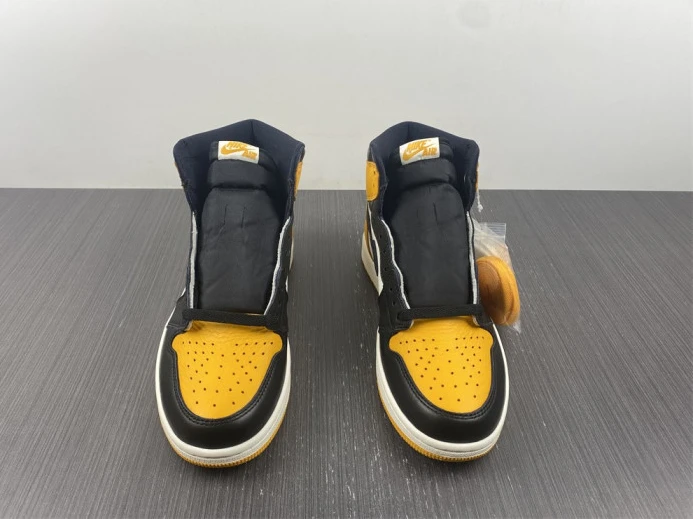 Air Jordan 1 High OG Yellow Toe 555088- NewStyle 784
