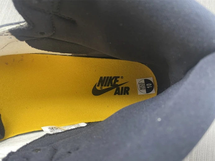 Air Jordan 1 High OG Yellow Toe 555088- NewStyle 784