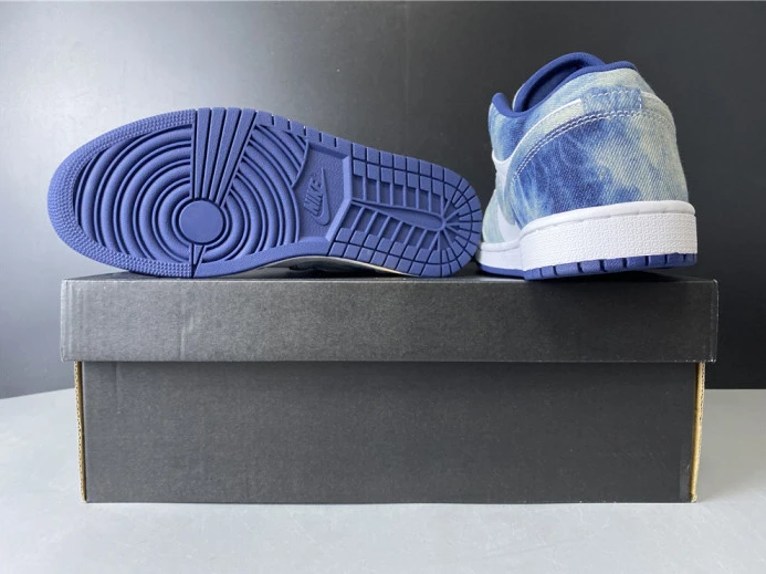 Air Jordan 1 Low Washed Denim CZ8455- WellDesigned 852