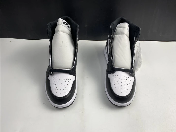 Air Jordan 1 Retro Black White (2014) 555088- DailyWear 832