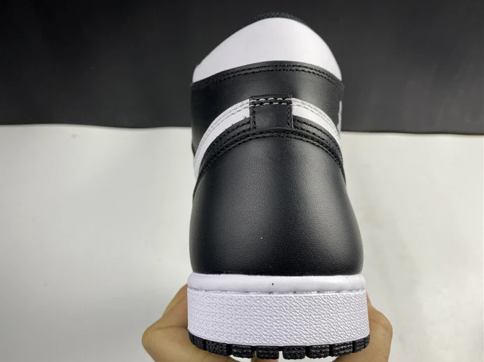 Air Jordan 1 Retro Black White (2014) 555088- DailyWear 832