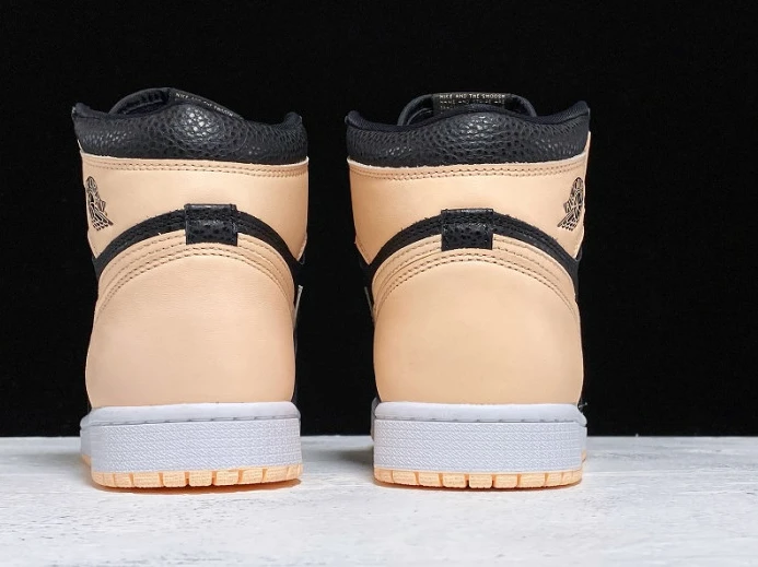 Air Jordan 1 Retro High Black Crimson Tint 555088- DailyWear 895