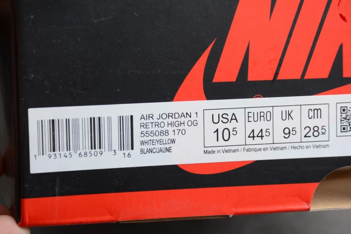 Air Jordan 1 Retro High OG First Class Flight 555088- BestValue 884