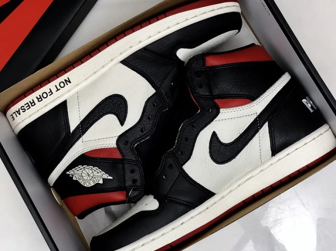 Air Jordan 1 Retro High OG NRG Not For Resale Varsity Red 861428- Trendy 926
