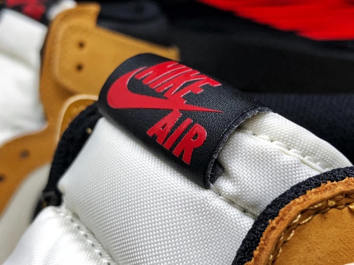Air Jordan 1 Retro High OG Rookie of the Year 555088- Popular 933
